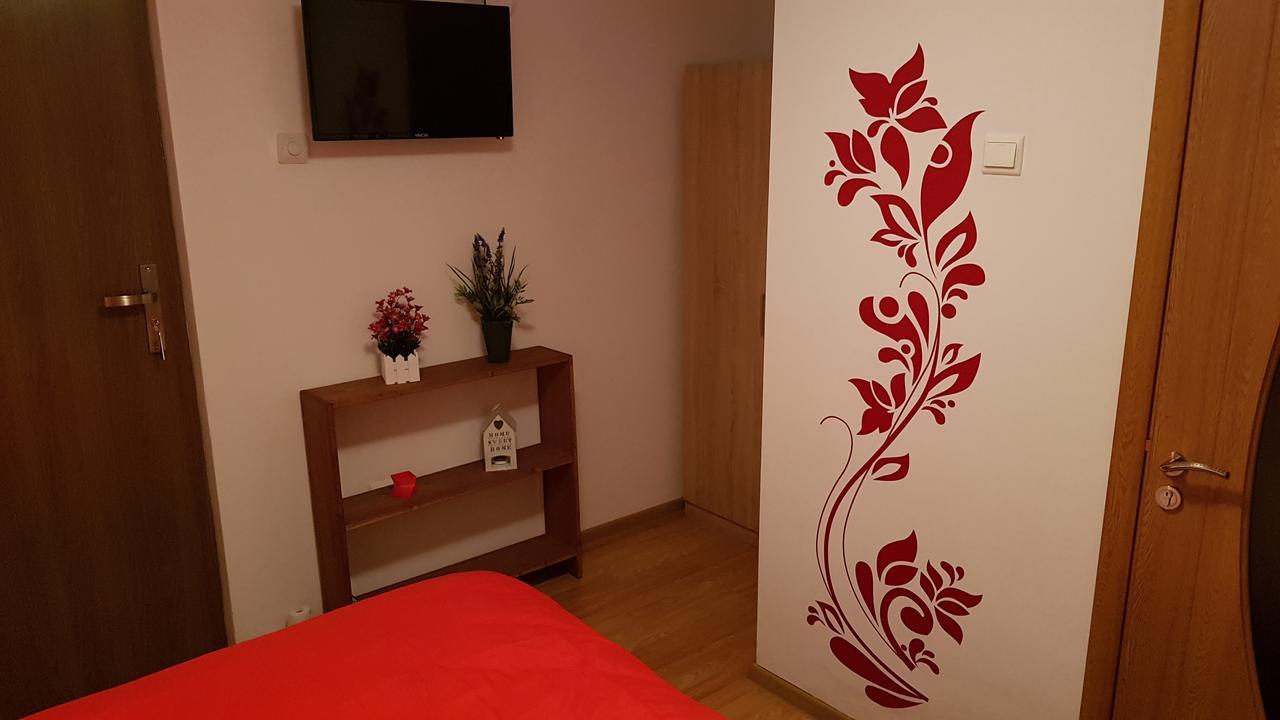 My Place - Cozy Rooms Sibiu Bagian luar foto